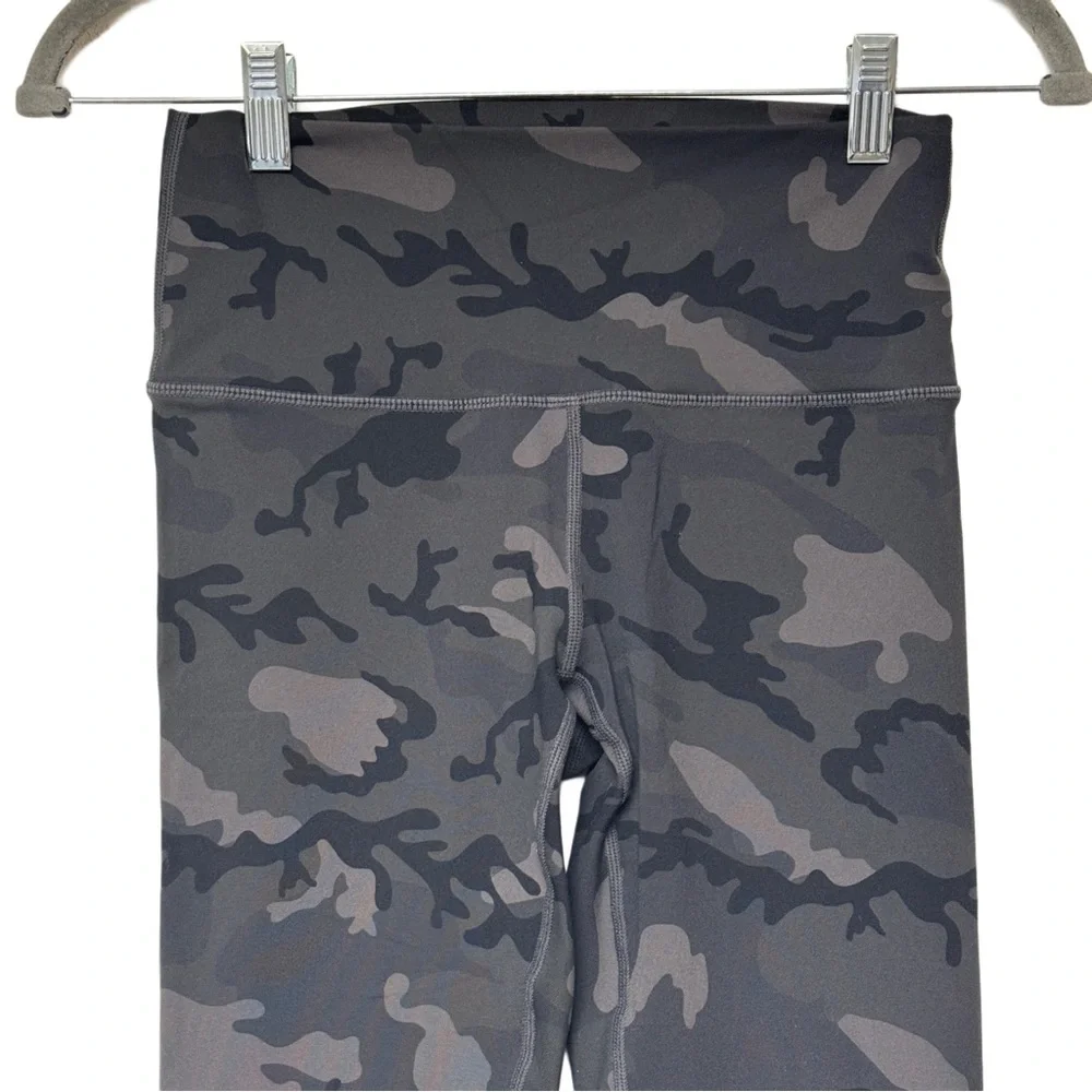 {Zyia} "Forest Camo Luxe High Rise Capri" Camouflage 20" Tights Pants Leggings - Picture 4 of 8